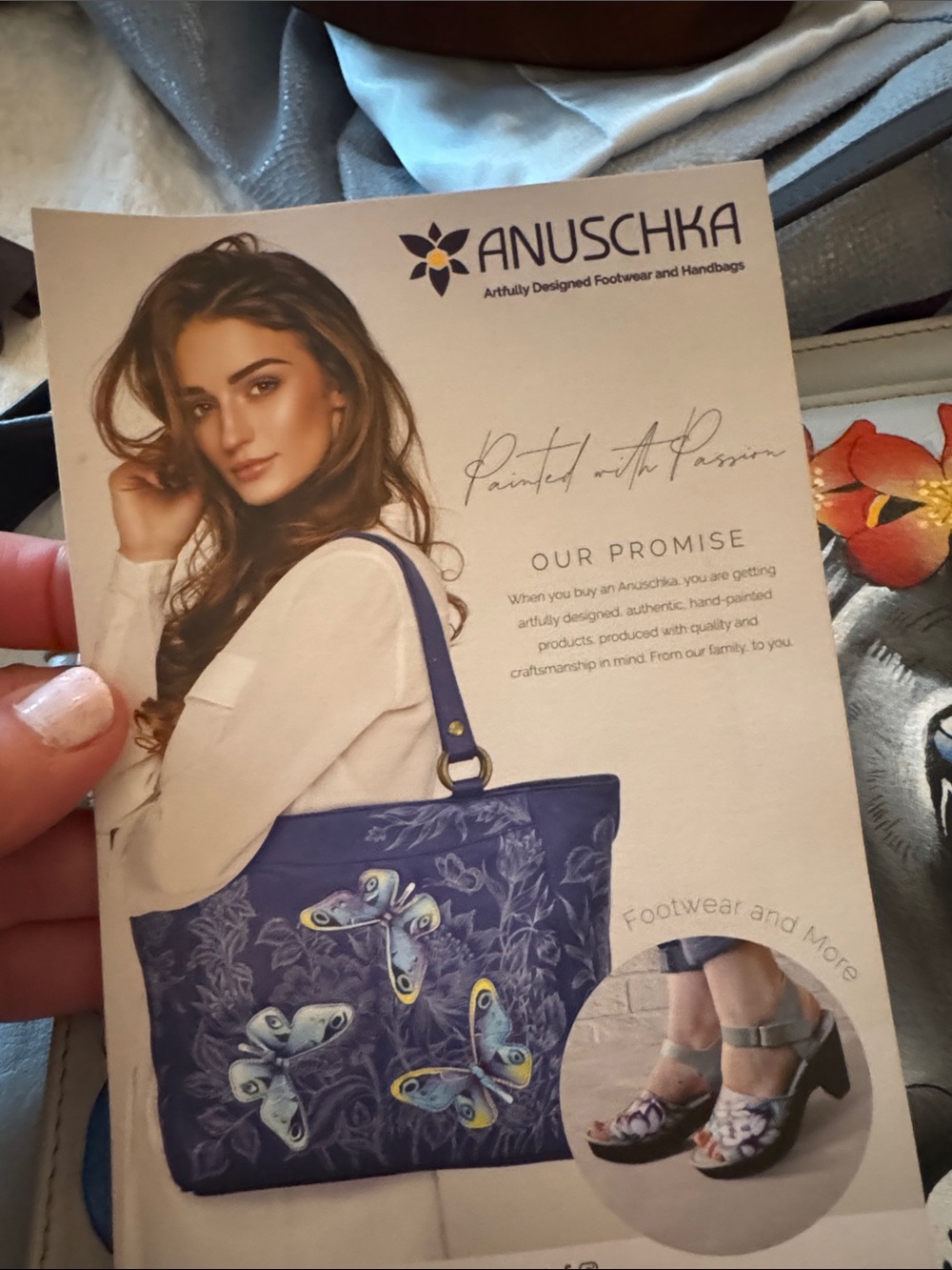 Anuschka Hand-Painted Floral Crossbody Bag in Light Gray with Multicolor Artwork - Picture 5 of 11